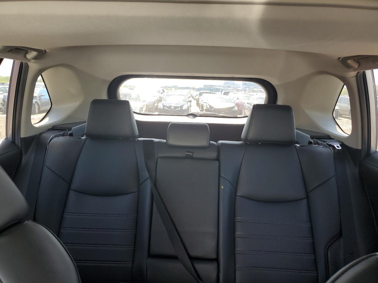 2T3A1RFV2LC086972 2020 Toyota Rav4 Xle Premium