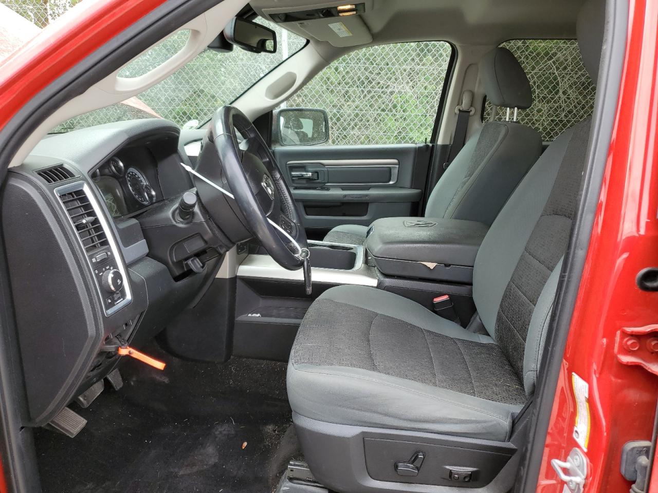 3C6RR7LT7GG207560 2016 Ram 1500 Slt