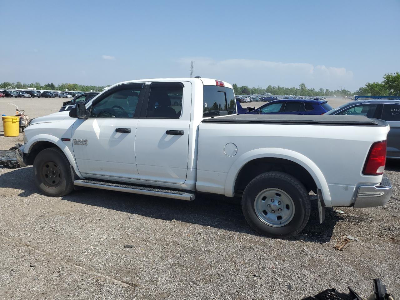 1C6RR7GM1FS712181 2015 Ram 1500 Slt