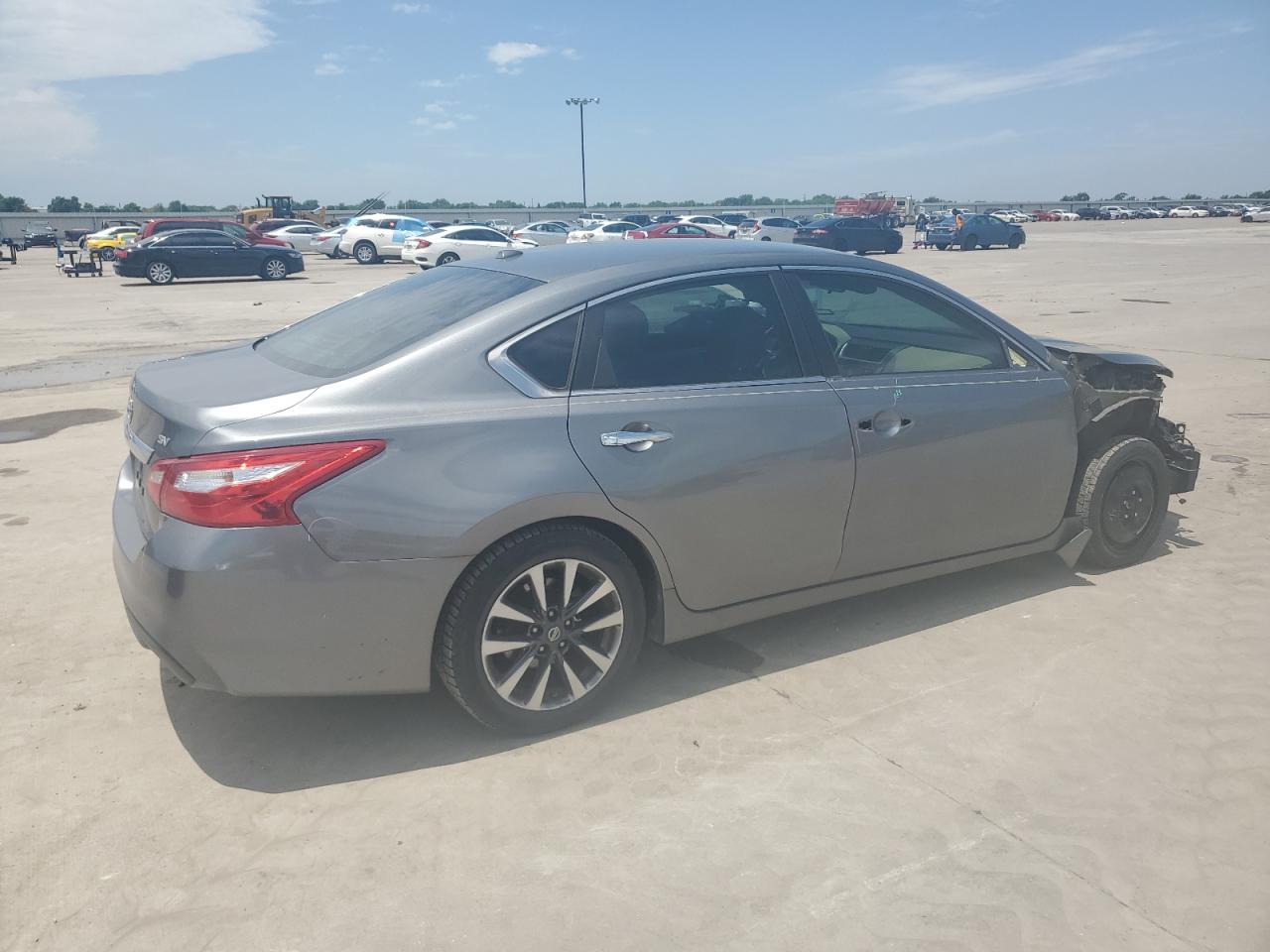 1N4AL3APXGC137339 2016 Nissan Altima 2.5