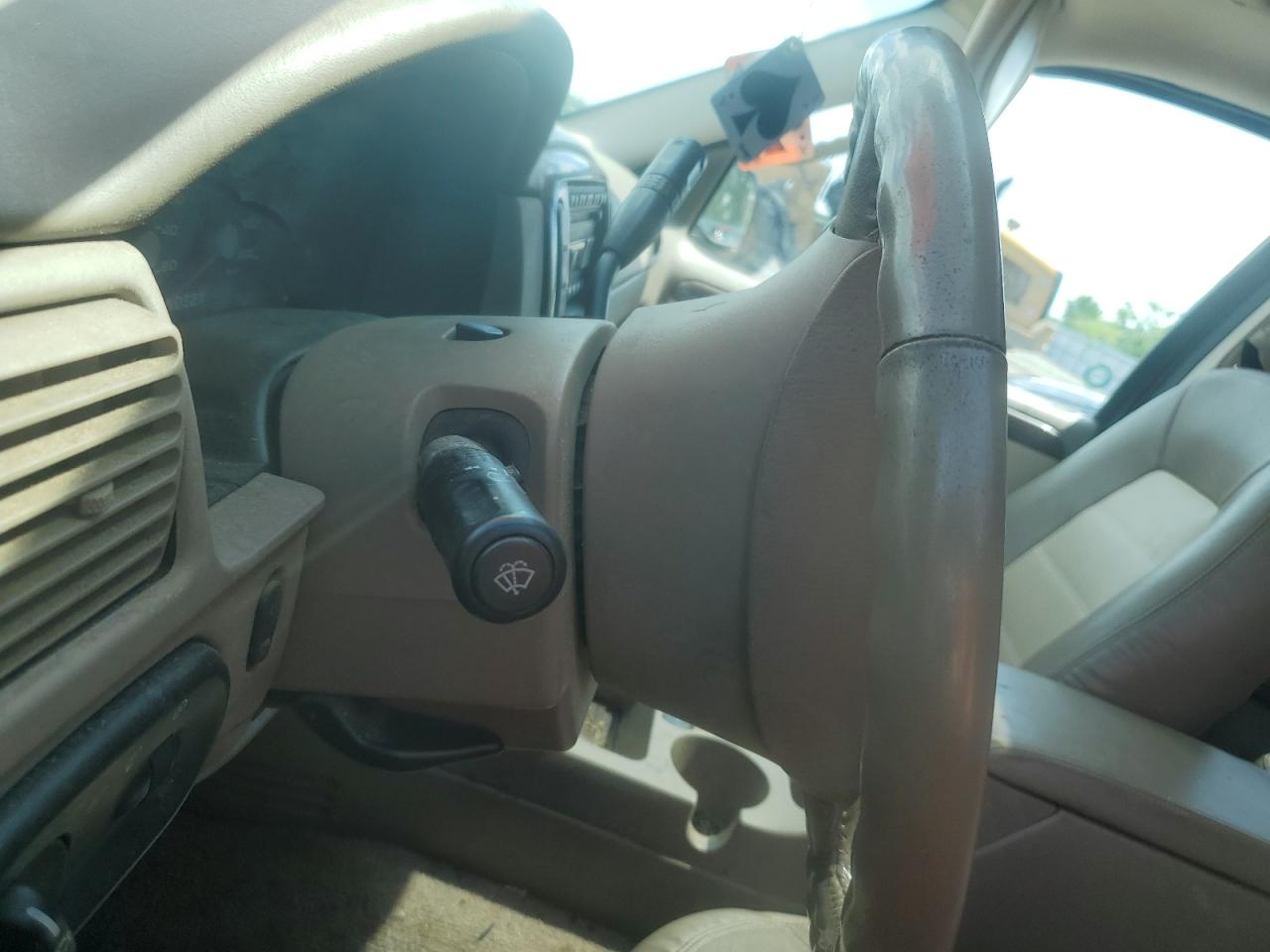 1FMDU74W55UA30541 2005 Ford Explorer Eddie Bauer