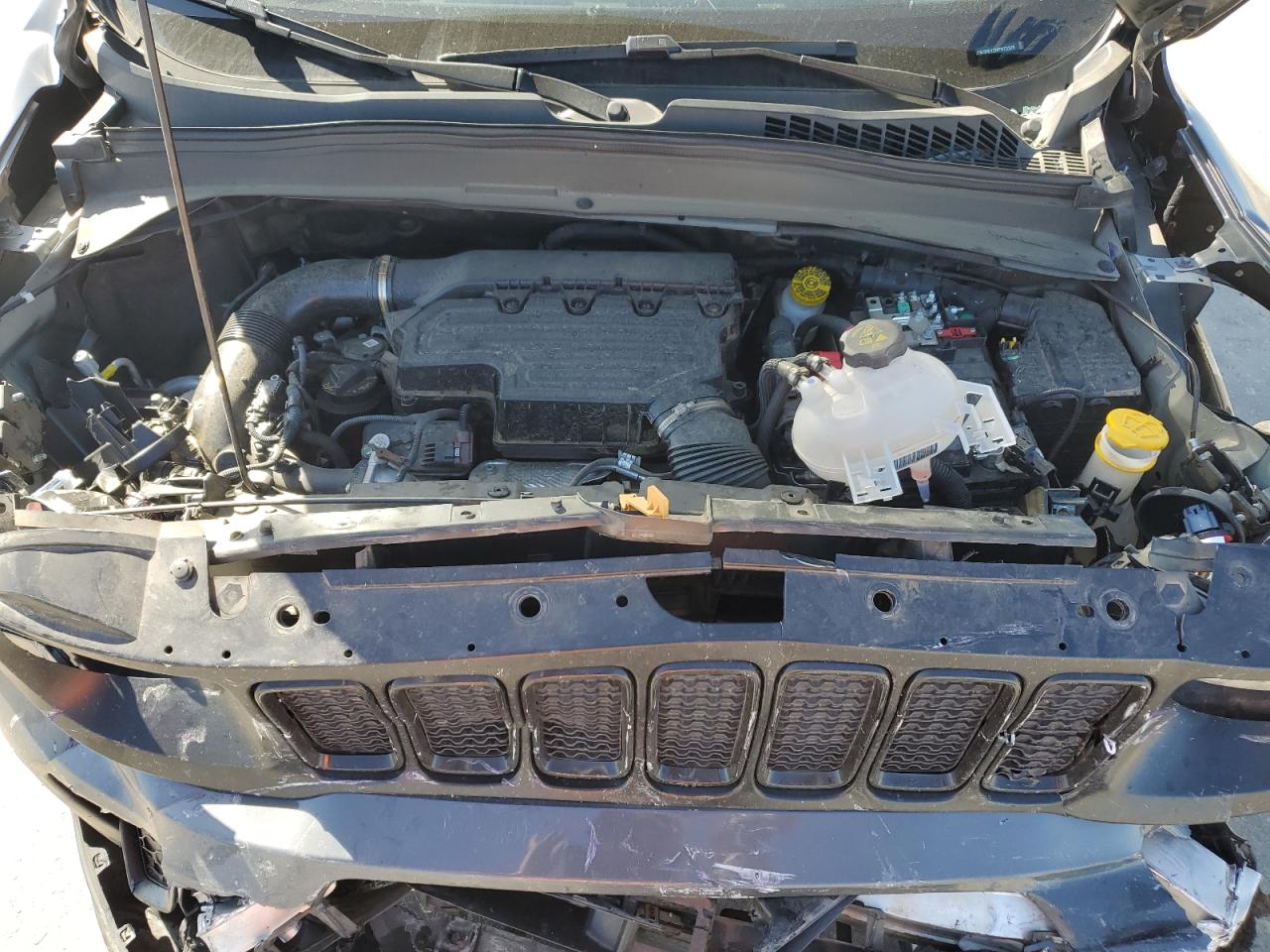 ZACNJDE12NPN72326 2022 Jeep Renegade Altitude