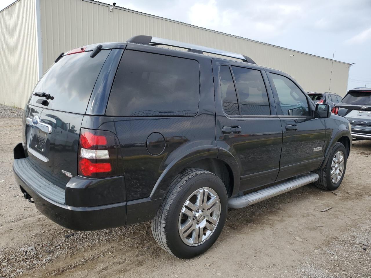 1FMEU65E37UB28698 2007 Ford Explorer Limited