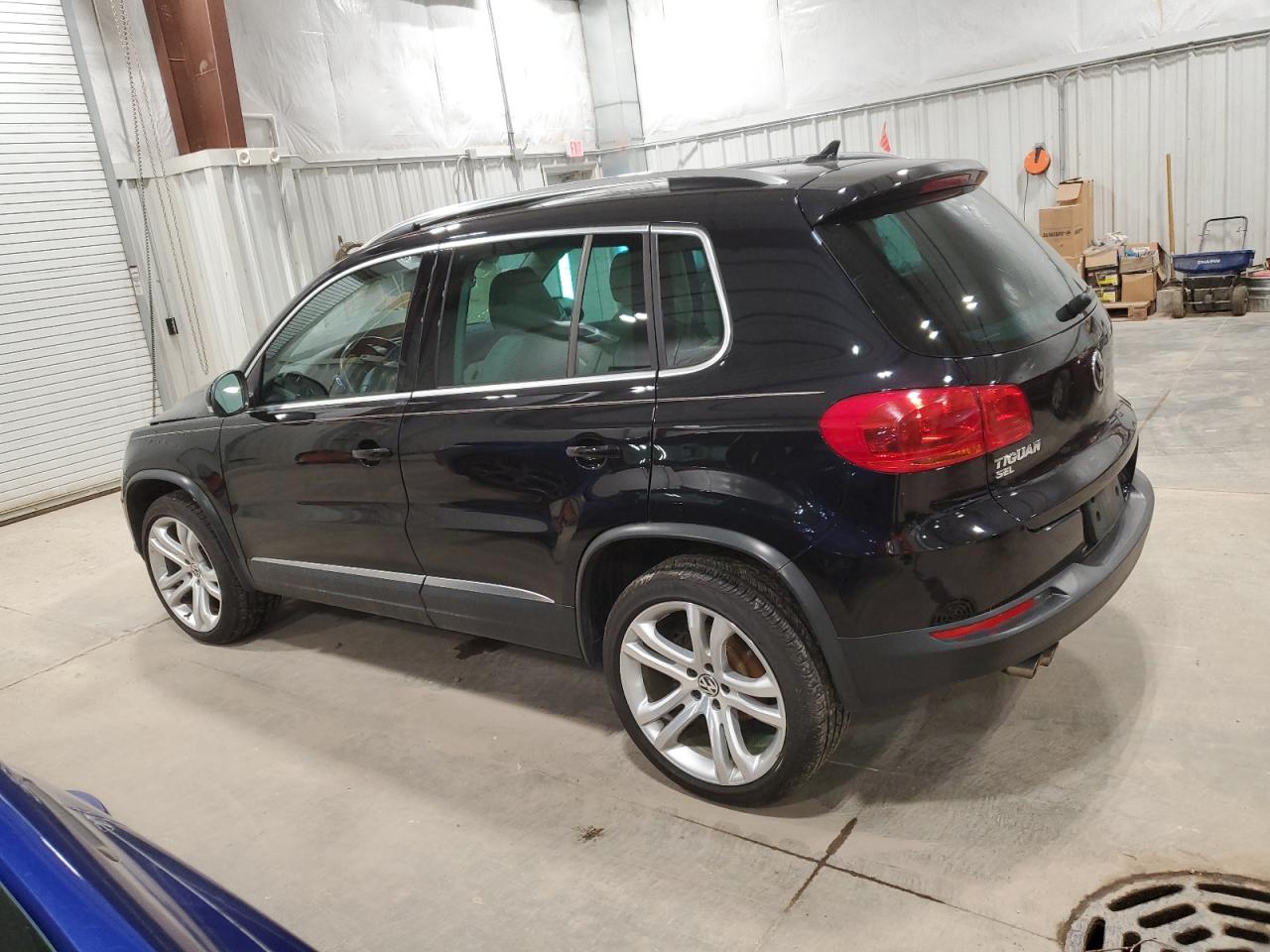 WVGBV7AX4GW616074 2016 Volkswagen Tiguan S