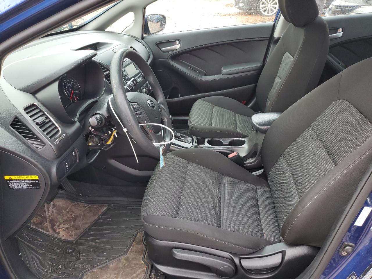 3KPFK4A7XJE176201 2018 Kia Forte Lx