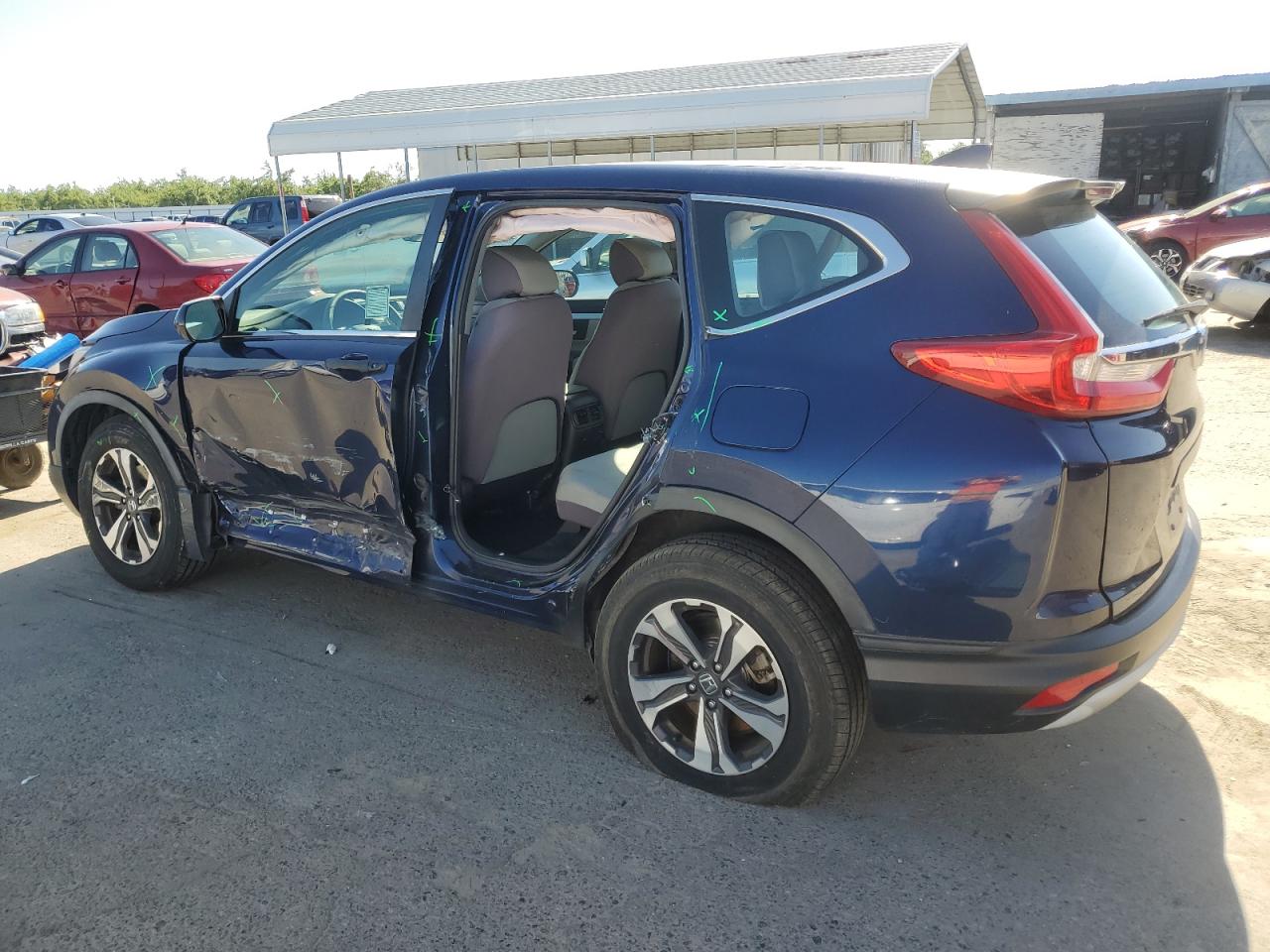 2HKRW6H36HH220975 2017 Honda Cr-V Lx