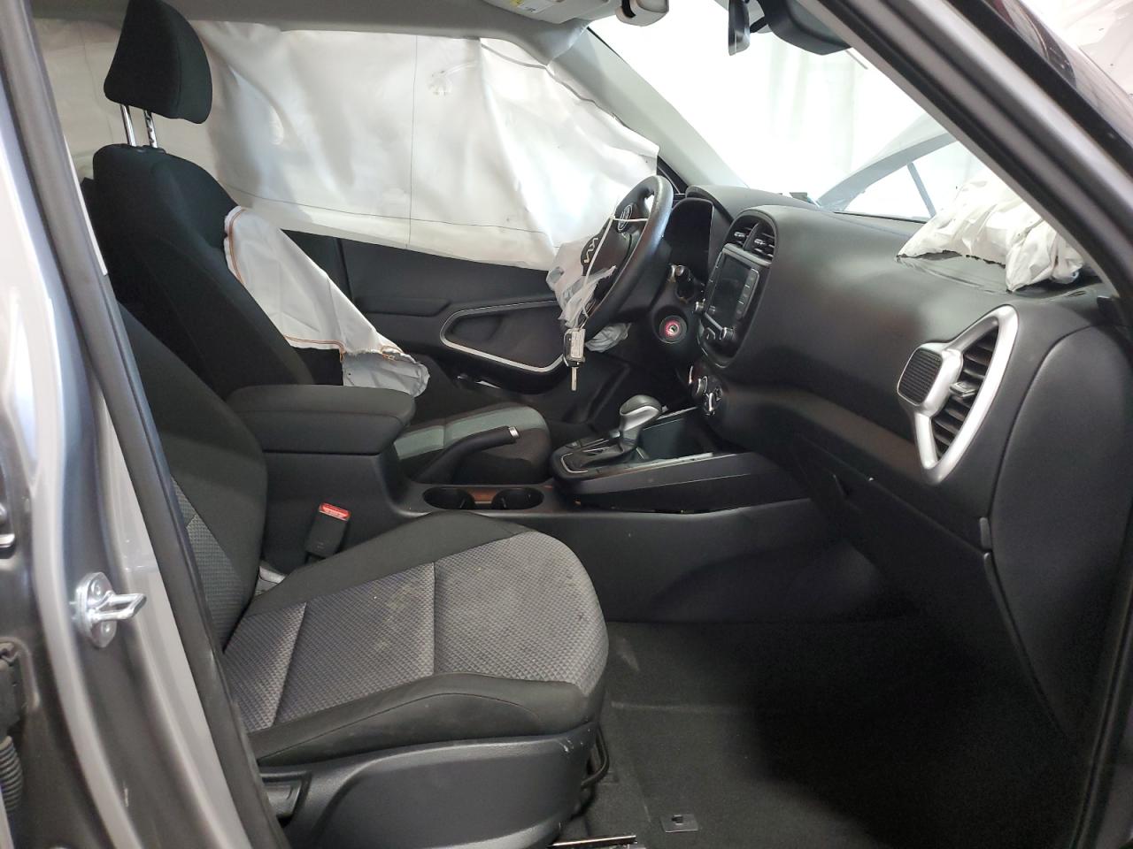 KNDJ23AU1P7883335 2023 Kia Soul Lx