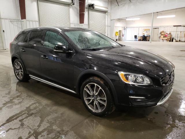 2018 Volvo V60 Cross Country Premier VIN: YV440MWKXJ2058797 Lot: 55676644