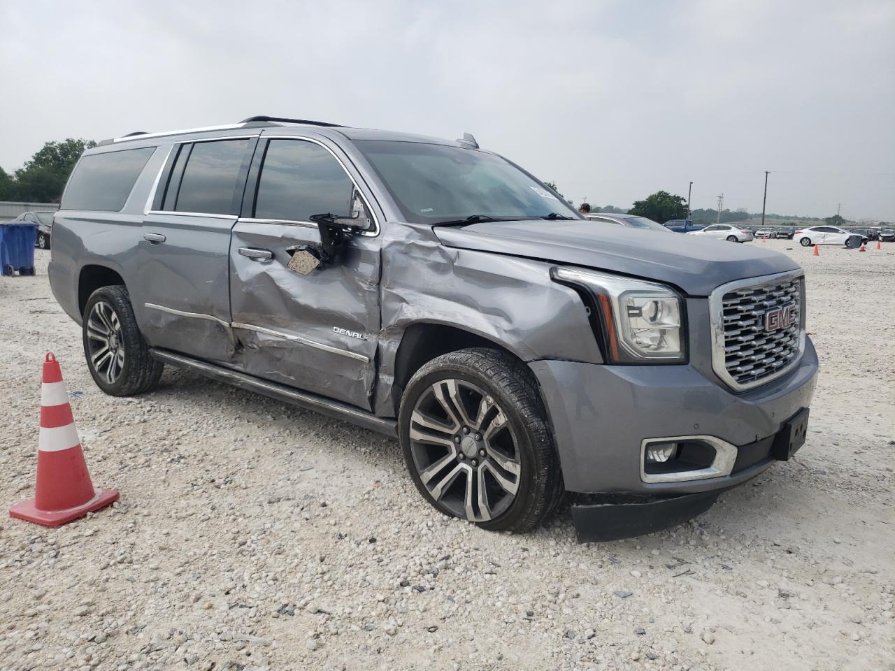 1GKS2HKJ4JR148435 2018 GMC Yukon Xl Denali