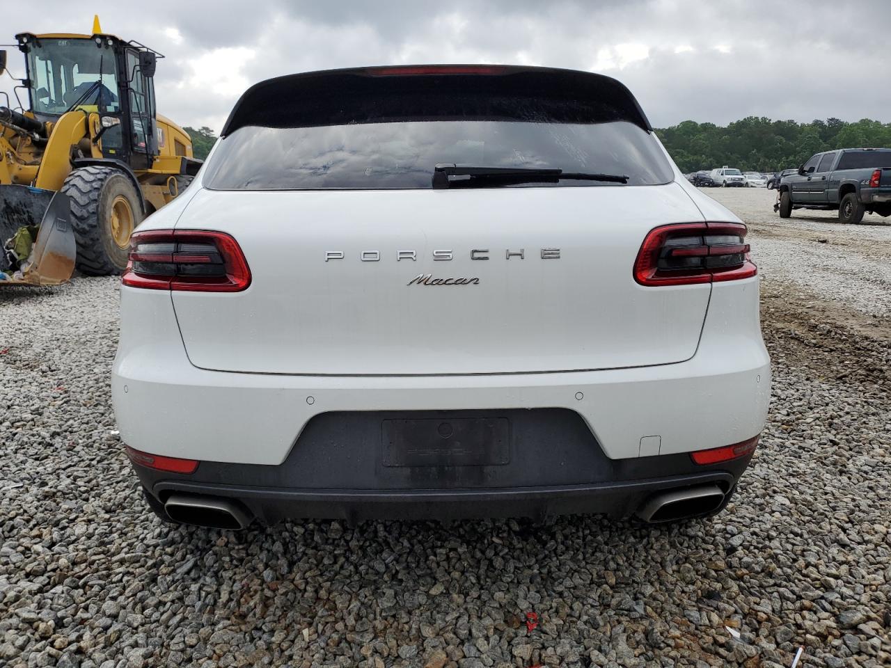 WP1AA2A54HLB09187 2017 Porsche Macan