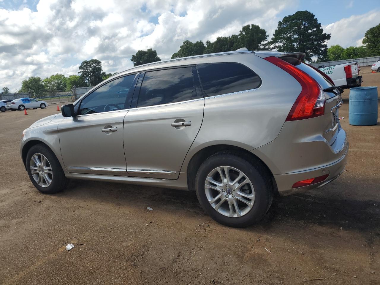 YV440MDK3G2825417 2016 Volvo Xc60 T5 Premier