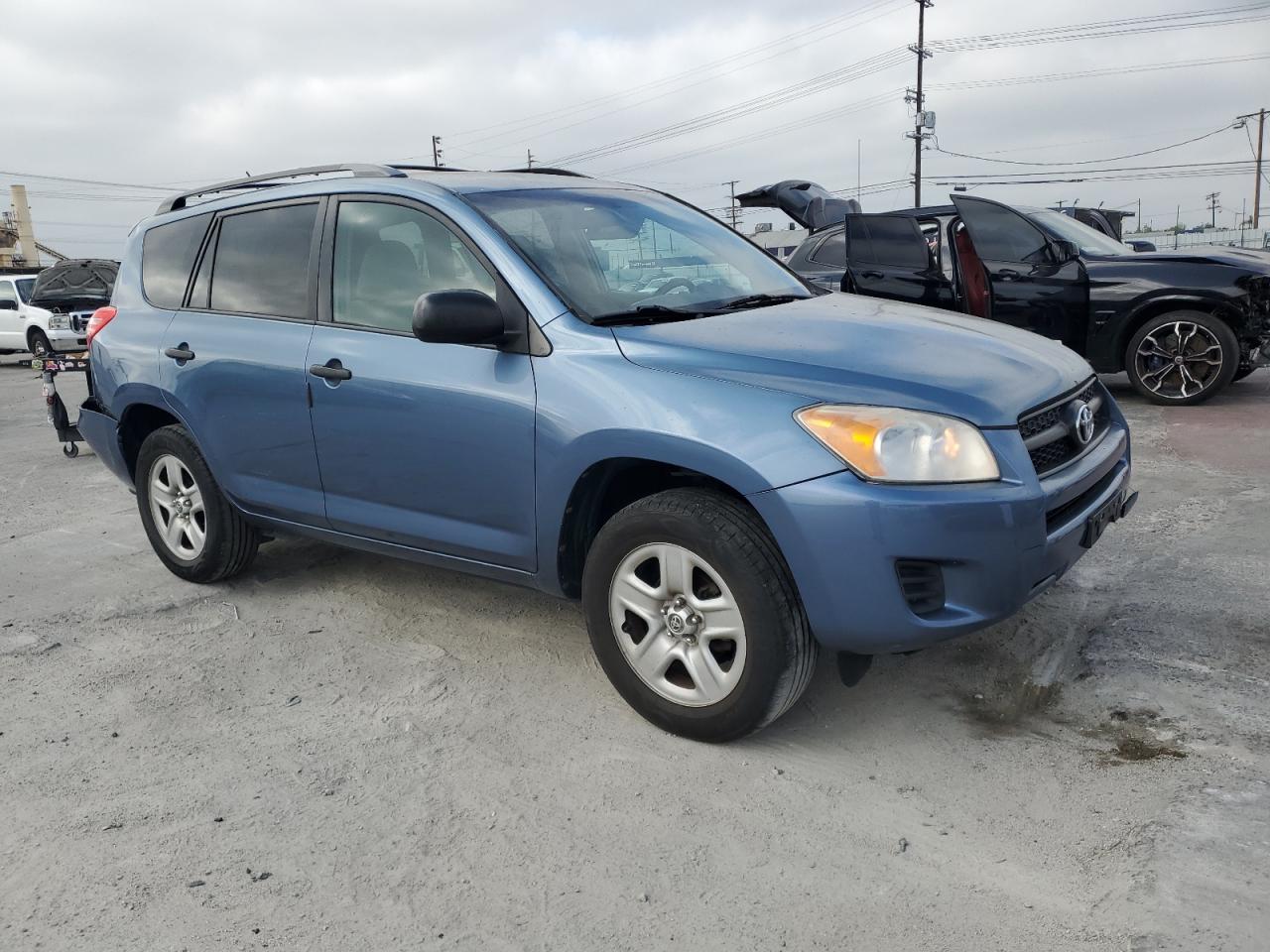 2T3ZF4DV7BW074081 2011 Toyota Rav4