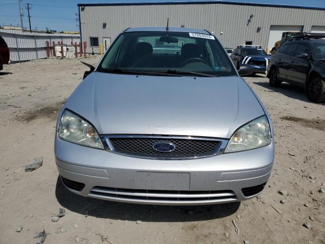 2005 Ford Focus Zx4 VIN: 1FAFP34N85W196762 Lot: 57083944