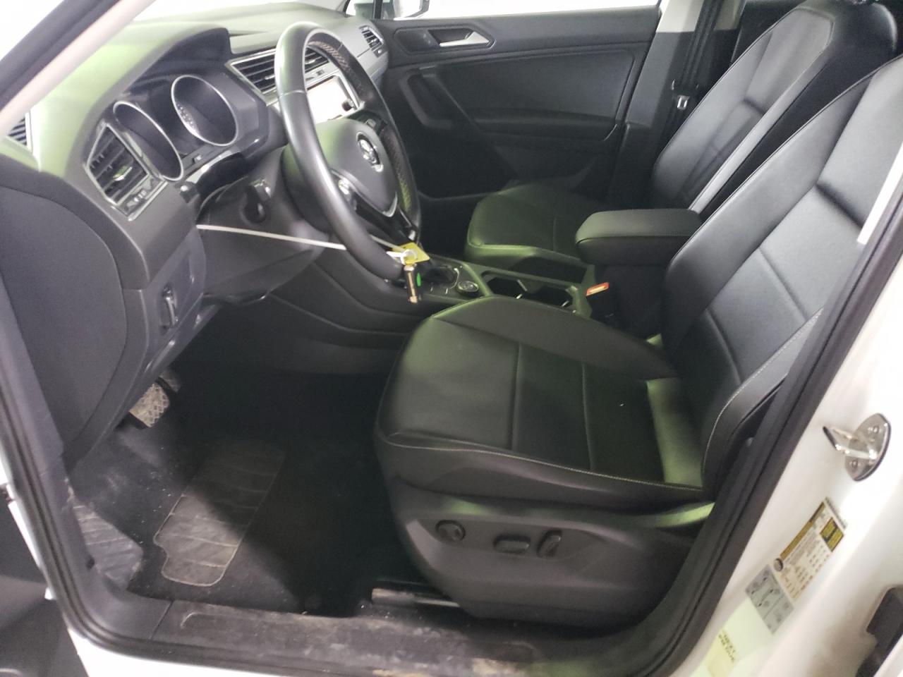 3VV2B7AX7MM065259 2021 Volkswagen Tiguan Se