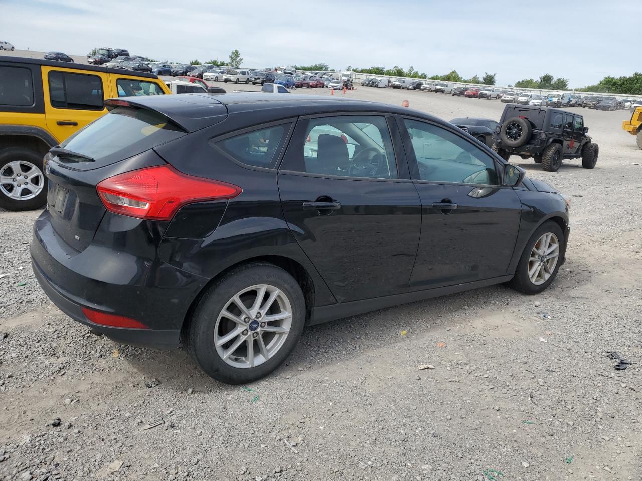 Lot #2897810402 2018 FORD FOCUS SE