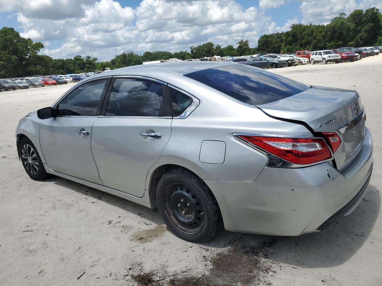 2016 Nissan Altima 2.5 vin: 1N4AL3AP1GC211750