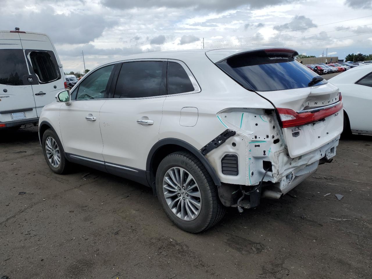 2LMPJ8KR8JBL14159 2018 Lincoln Mkx Select