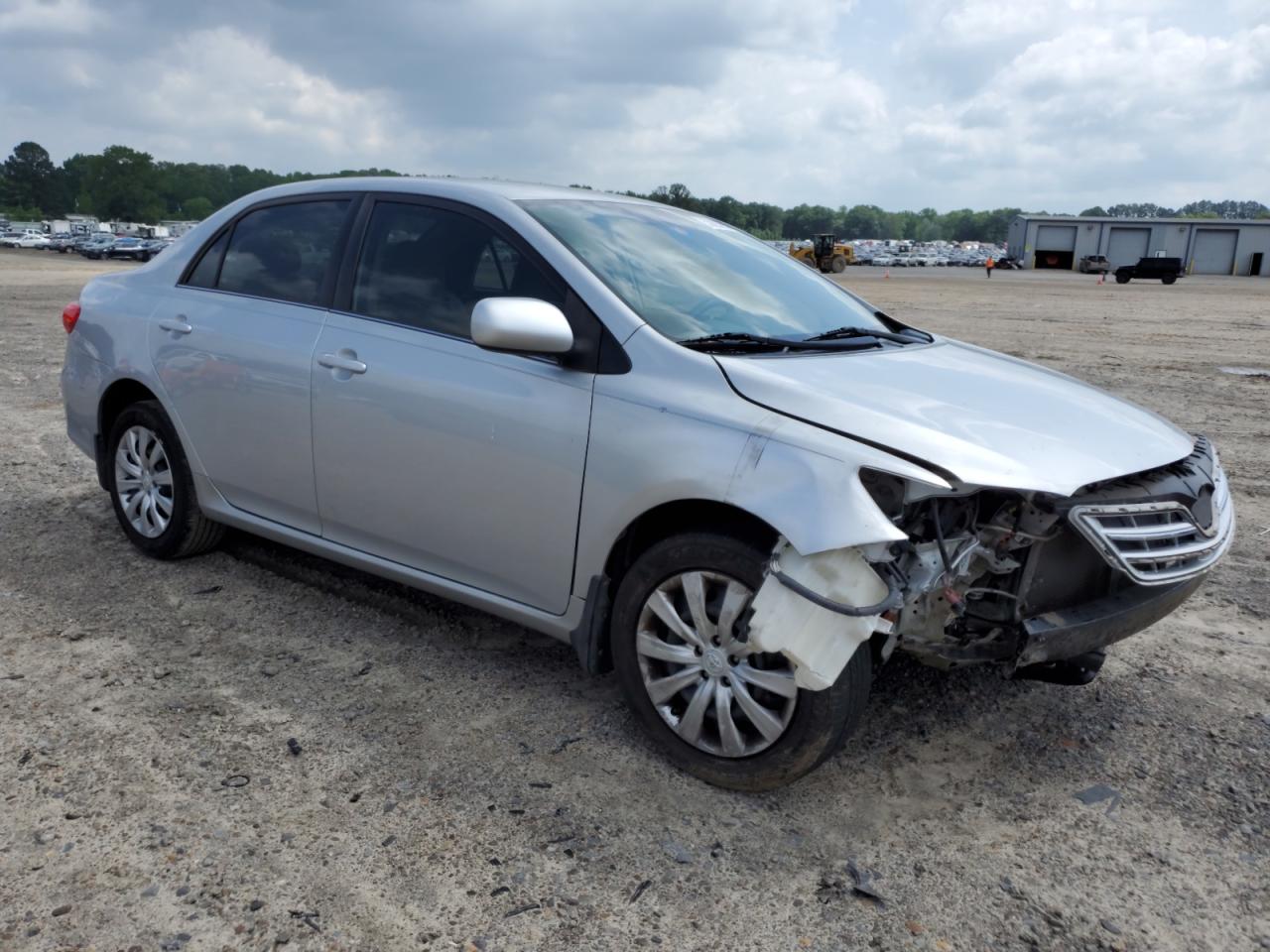 5YFBU4EE2DP151121 2013 Toyota Corolla Base