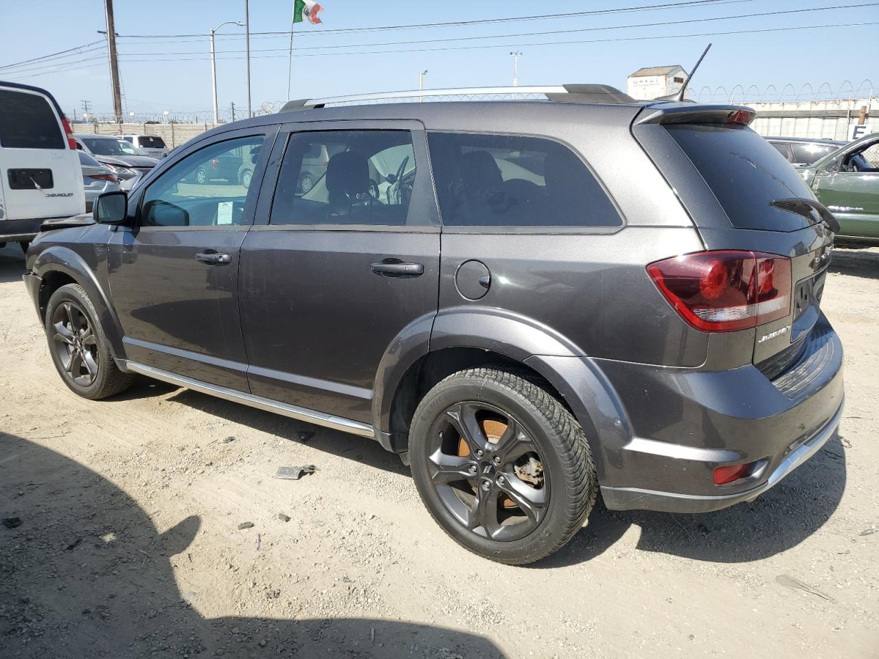 2018 Dodge Journey Crossroad vin: 3C4PDCGG5JT379220