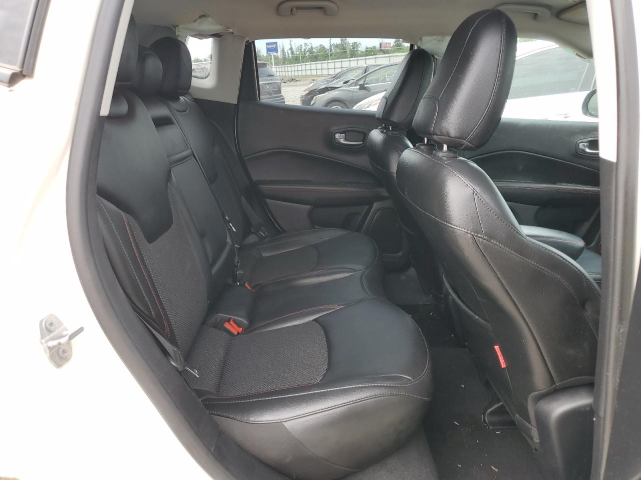 3C4NJDDB8KT671248 2019 Jeep Compass Trailhawk