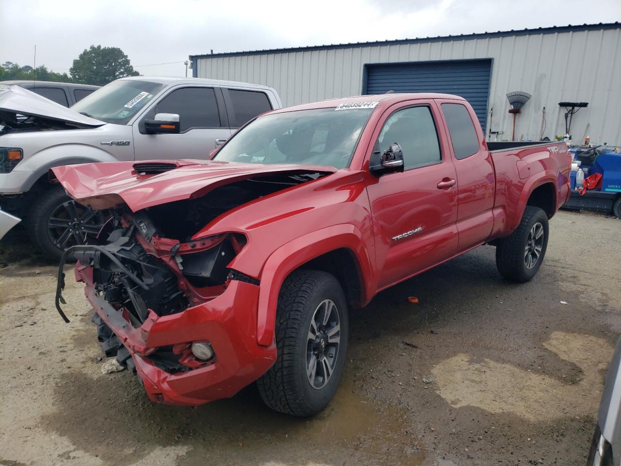 2017 Toyota Tacoma Access Cab vin: 5TFSZ5ANXHX105136