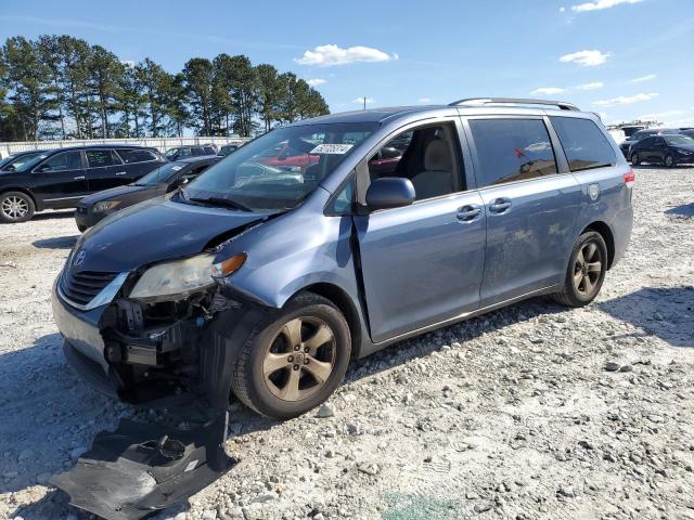 Lot #2509928721 2014 TOYOTA SIENNA LE salvage car