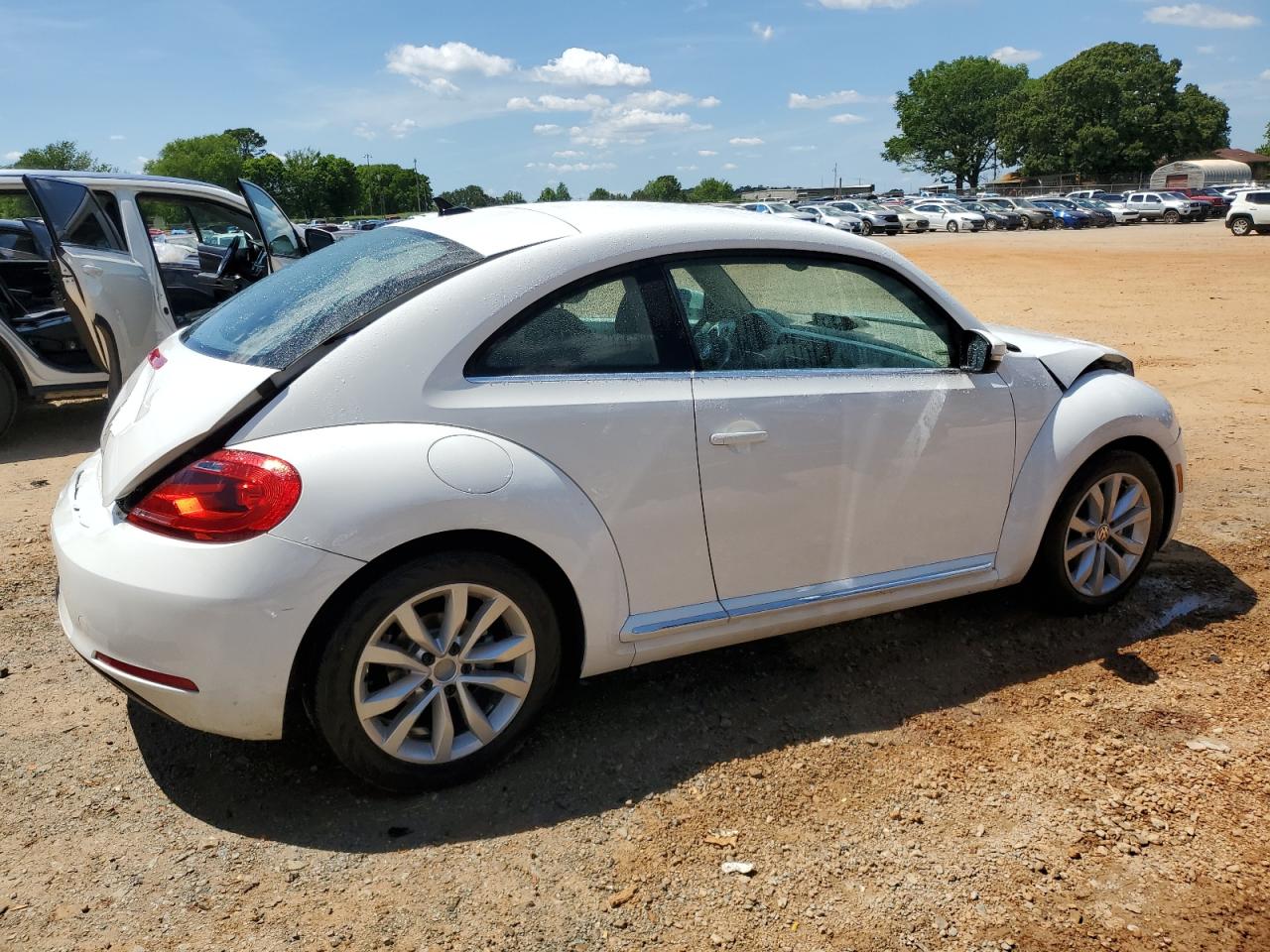 3VWJL7AT1DM692184 2013 Volkswagen Beetle