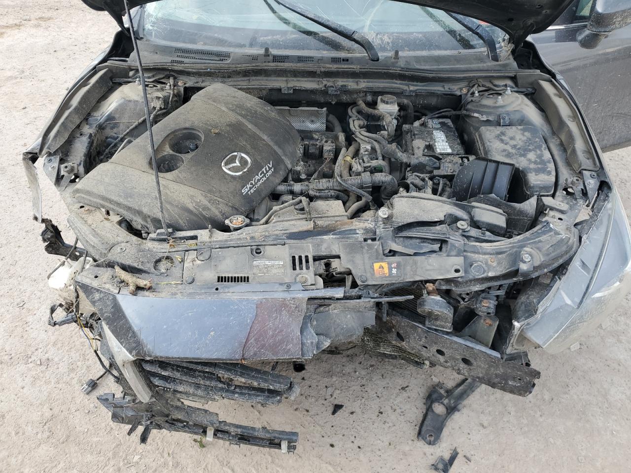 3MZBN1V37JM269899 2018 Mazda 3 Touring