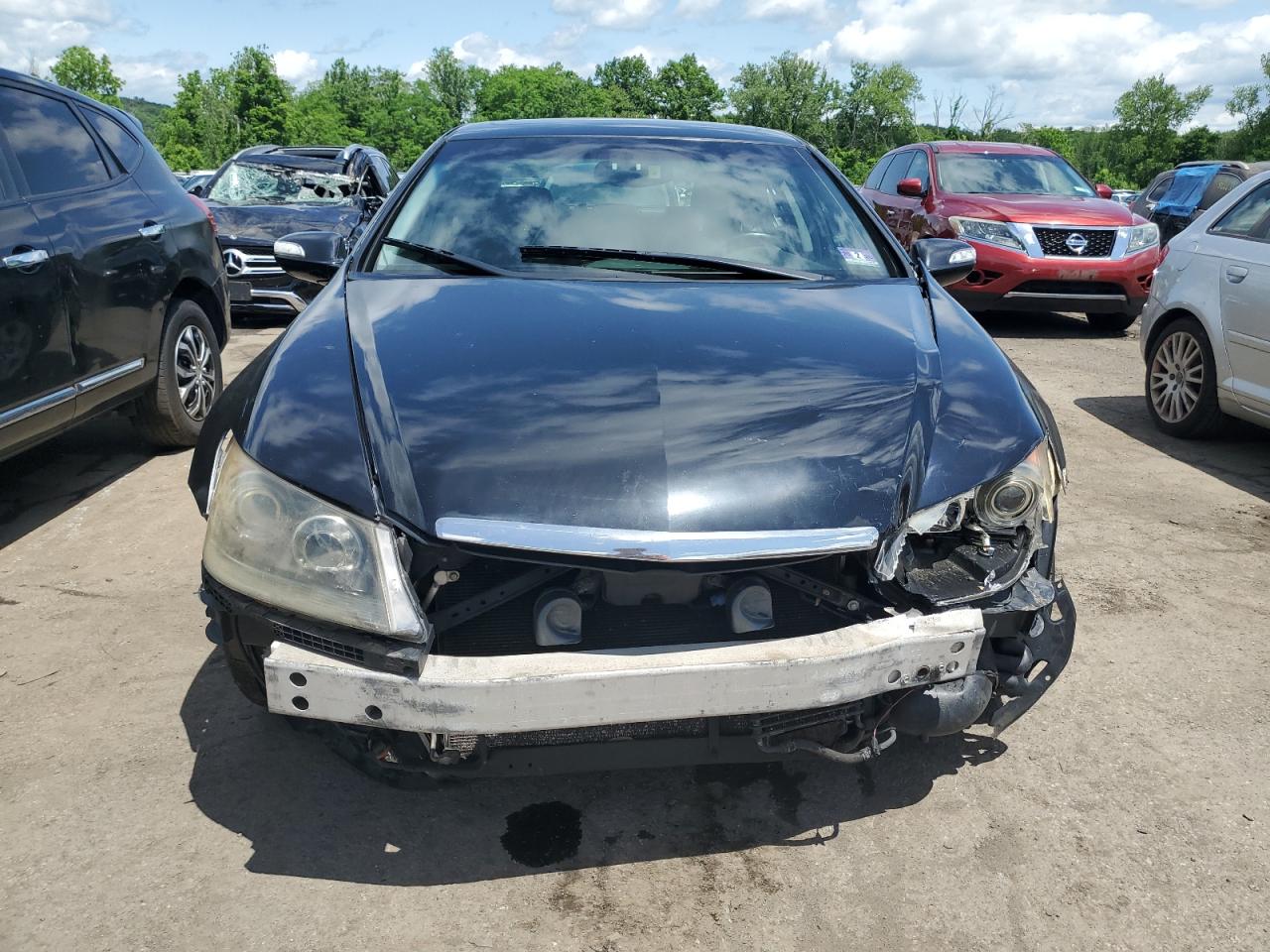 JH4KB16515C011749 2005 Acura Rl