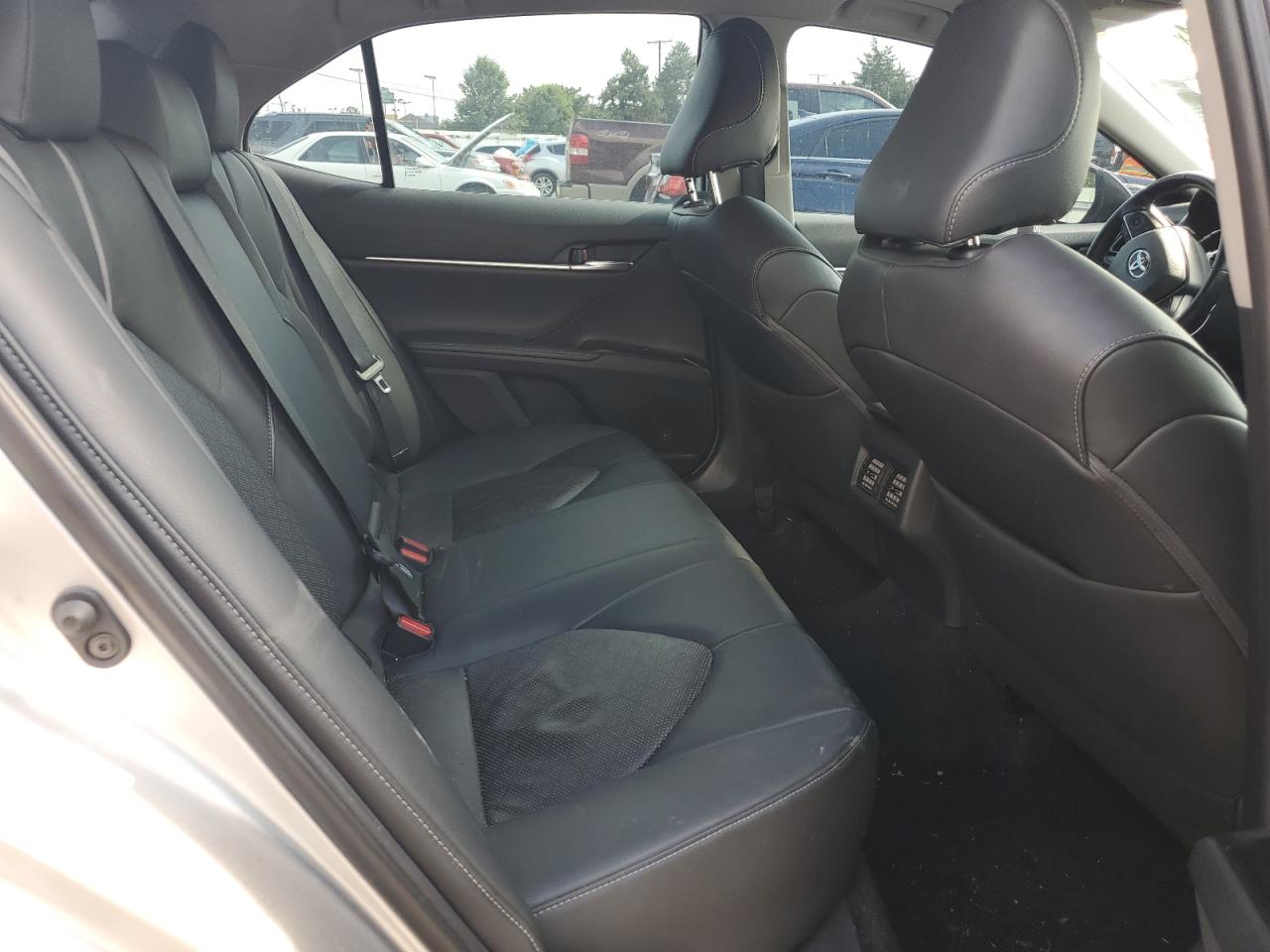 4T1B61HK2KU173979 2019 Toyota Camry Xse