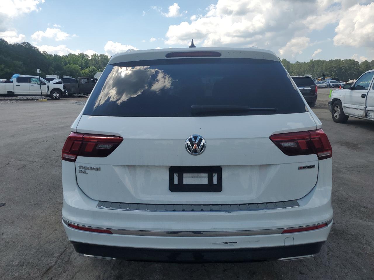 3VV4B7AX7MM116784 2021 Volkswagen Tiguan Sel Premium R-Line