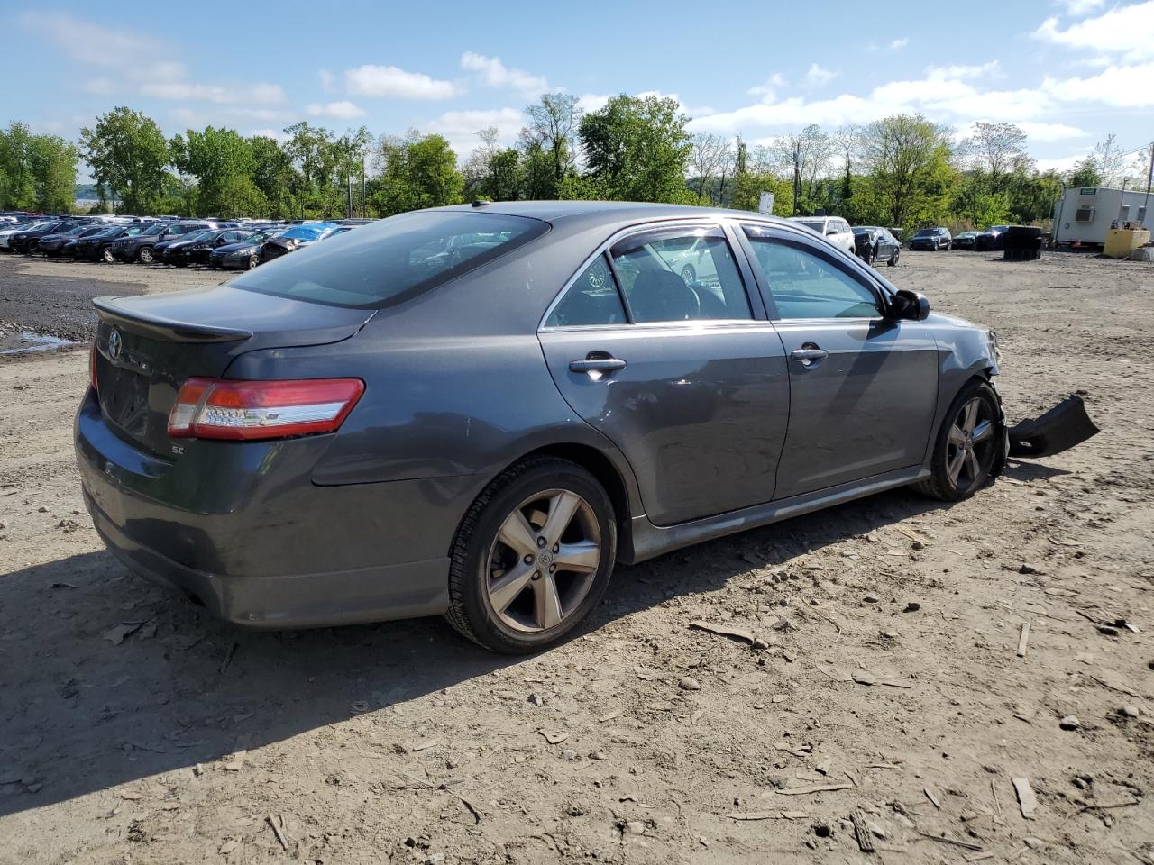 4T1BF3EK0BU675714 2011 Toyota Camry Base