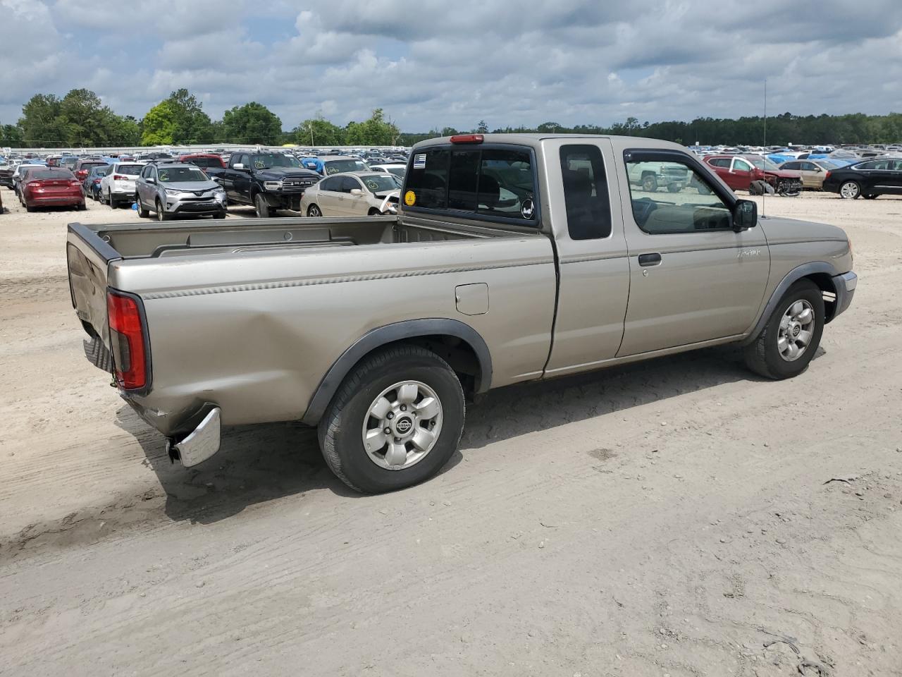 1N6DD26S4YC414531 2000 Nissan Frontier King Cab Xe