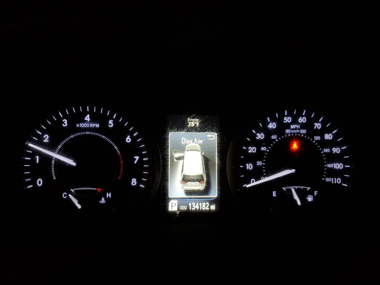 5TDYK3DC3FS573919 2015 Toyota Sienna Xle