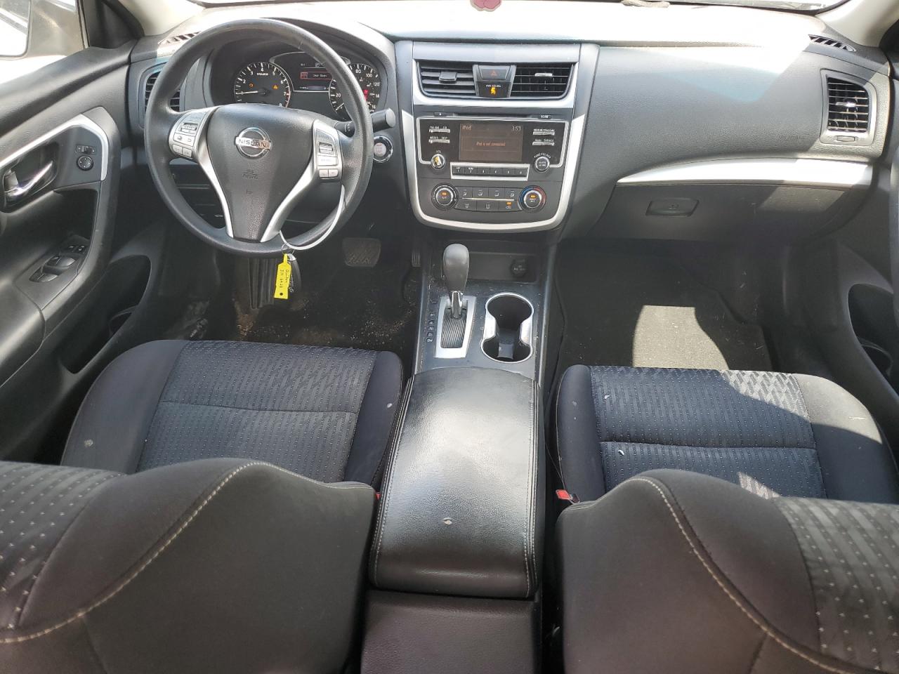 1N4AL3AP3GC171901 2016 Nissan Altima 2.5