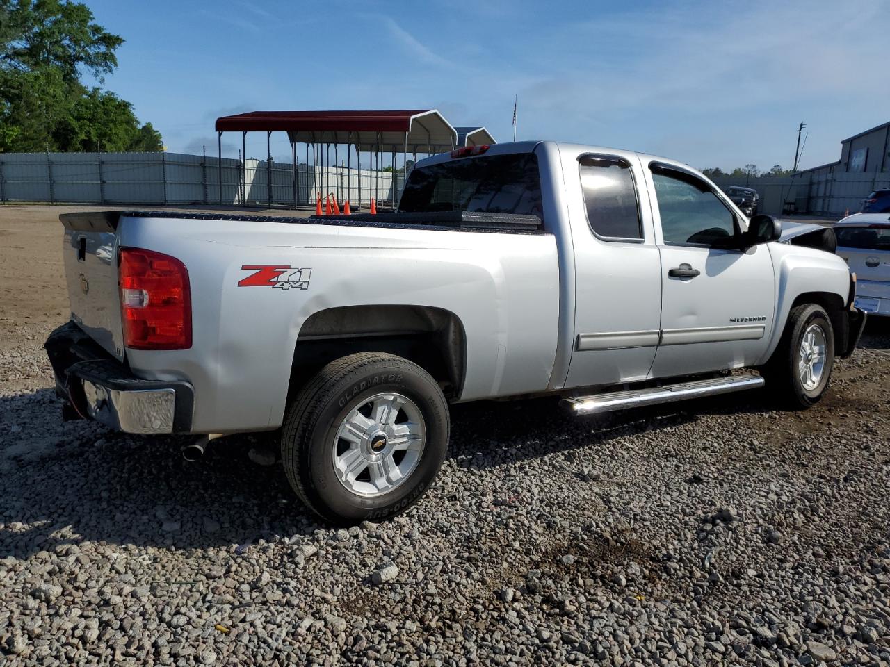 1GCRKSE74DZ106391 2013 Chevrolet Silverado K1500 Lt