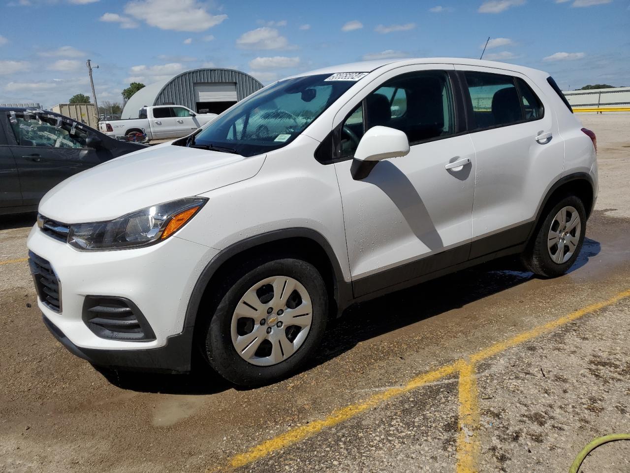 3GNCJKSB9JL231754 2018 Chevrolet Trax Ls