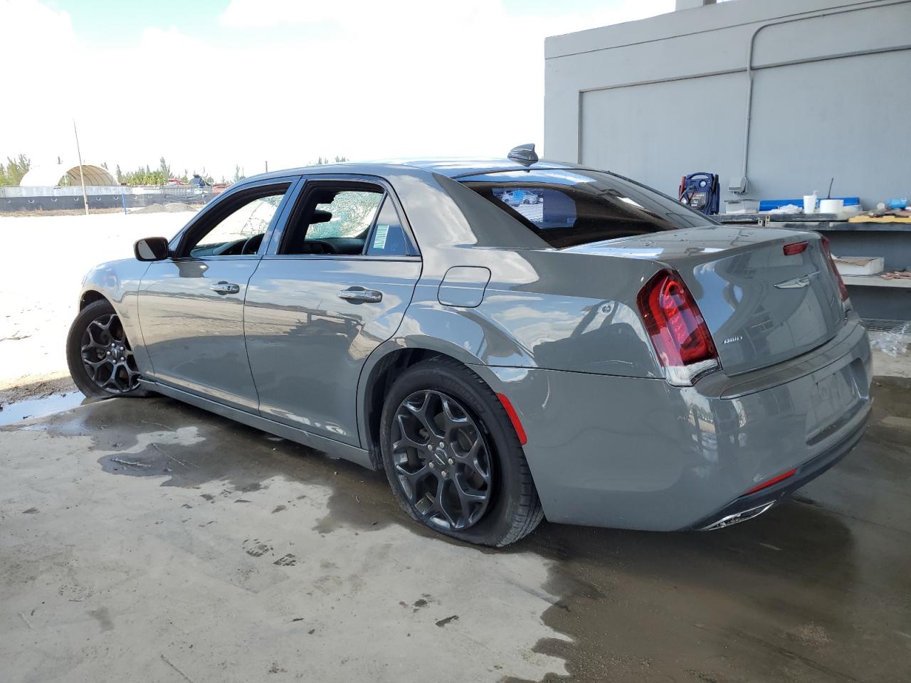 2C3CCAGG2KH529806 2019 Chrysler 300 S