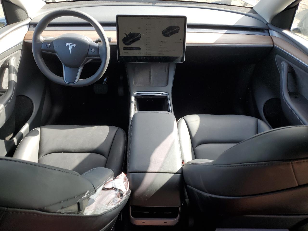 7SAYGDEEXPF910943 2023 Tesla Model Y