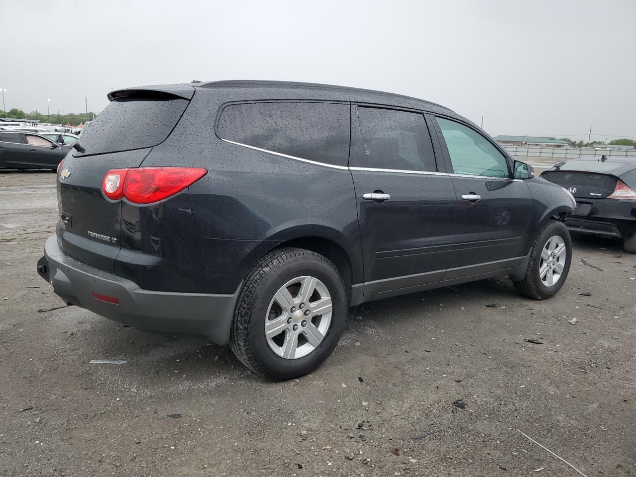 1GNKRJED3BJ181938 2011 Chevrolet Traverse Lt