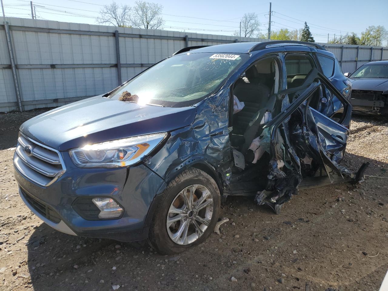 1FMCU0HD2JUB23670 2018 Ford Escape Sel