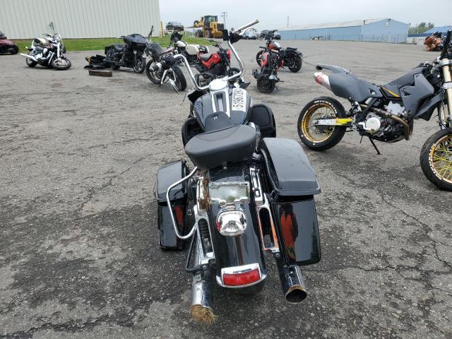 2016 HARLEY-DAVIDSON FLHTK SHRI 1HD1KNL12GB613539