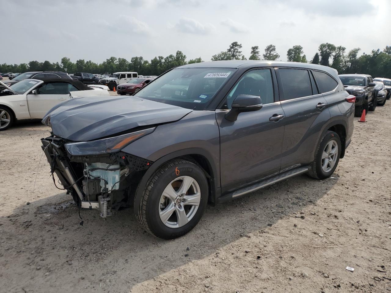 2022 Toyota Highlander L vin: 5TDZZRAH1NS541567