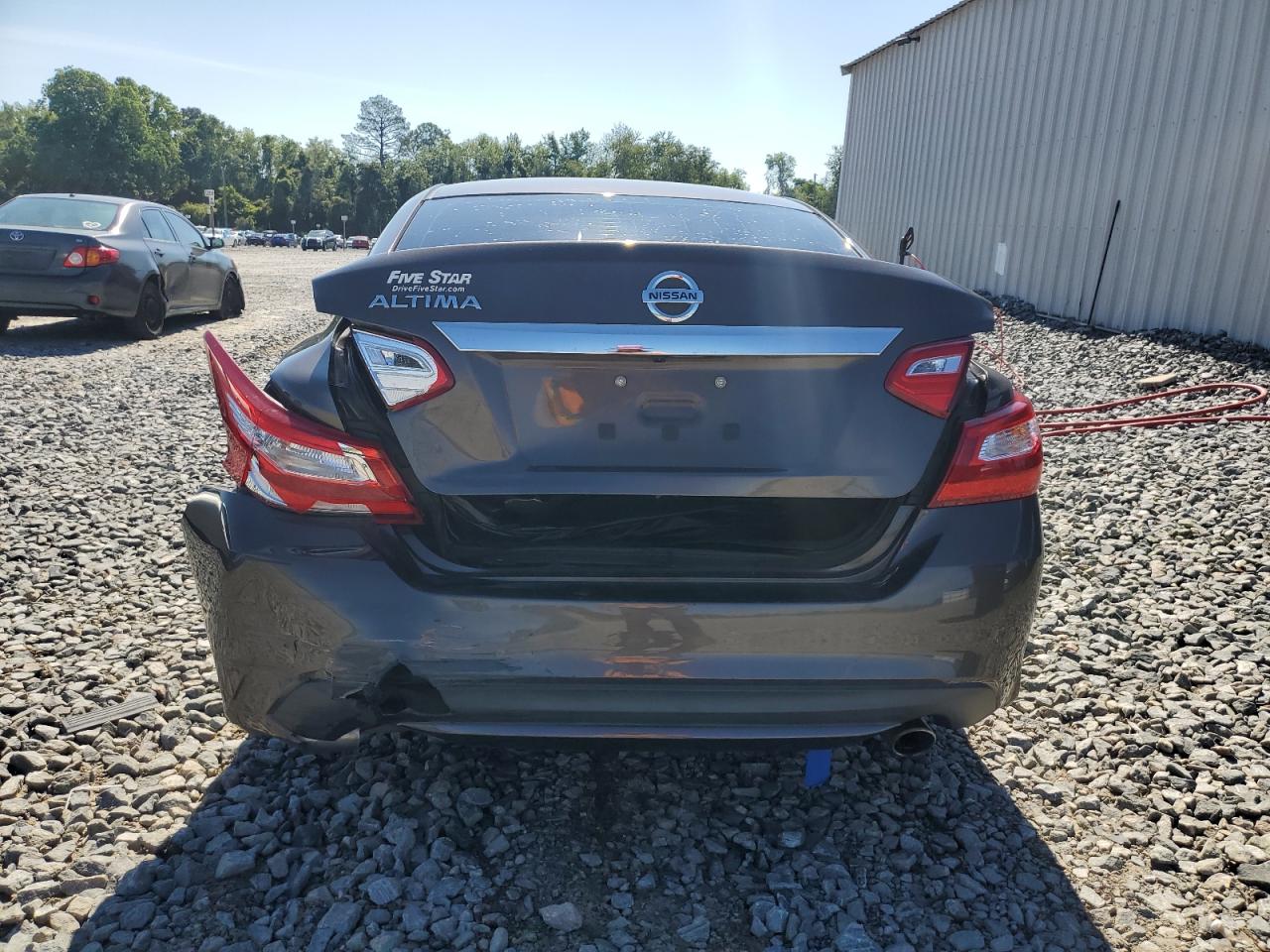 1N4AL3AP3GC212835 2016 Nissan Altima 2.5