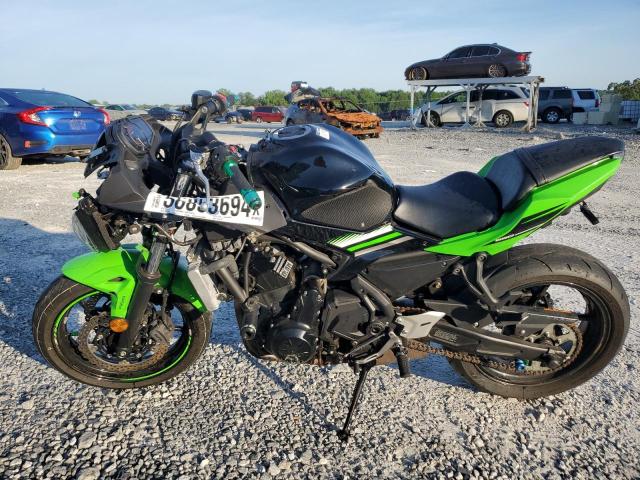2017 KAWASAKI EX650 F - JKAEXEK16HDA04284