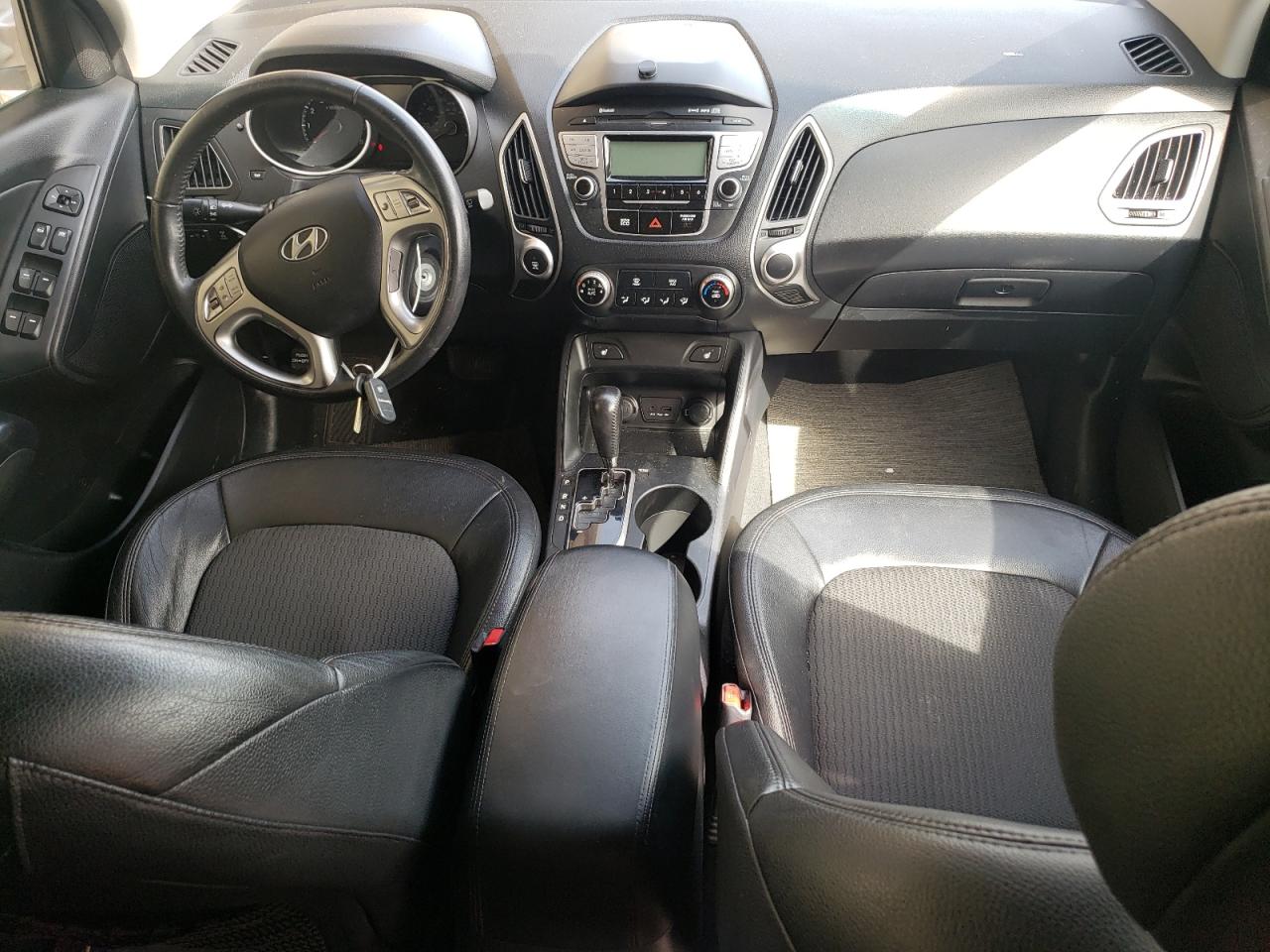 KM8JUCAC2CU543183 2012 Hyundai Tucson Gls