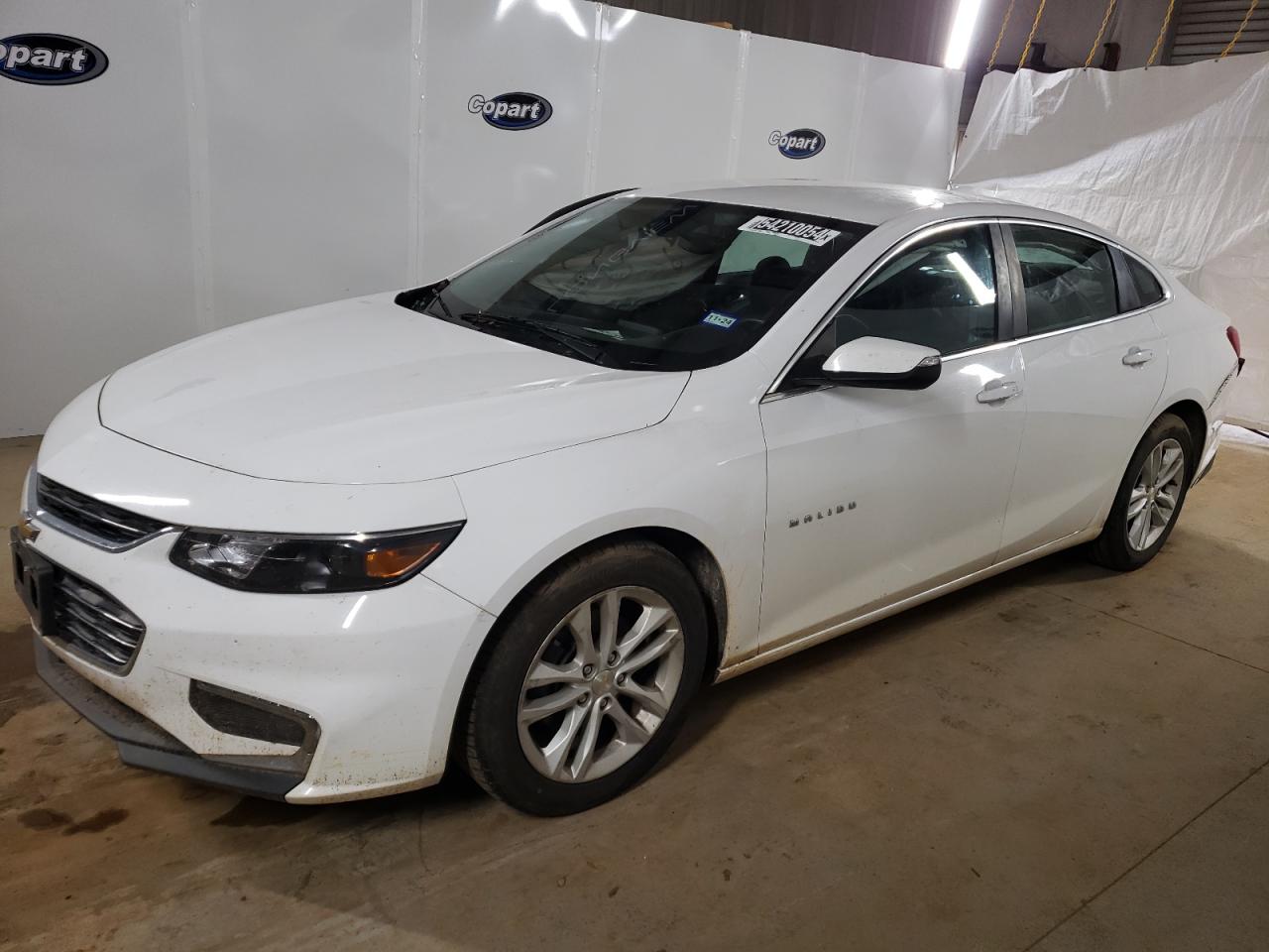 1G1ZD5STXJF179123 2018 Chevrolet Malibu Lt