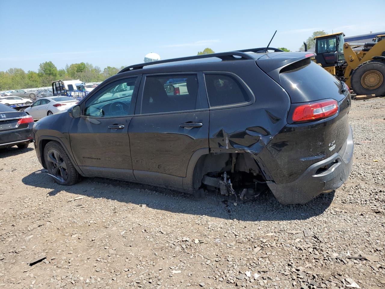 1C4PJMCB8FW774549 2015 Jeep Cherokee Latitude