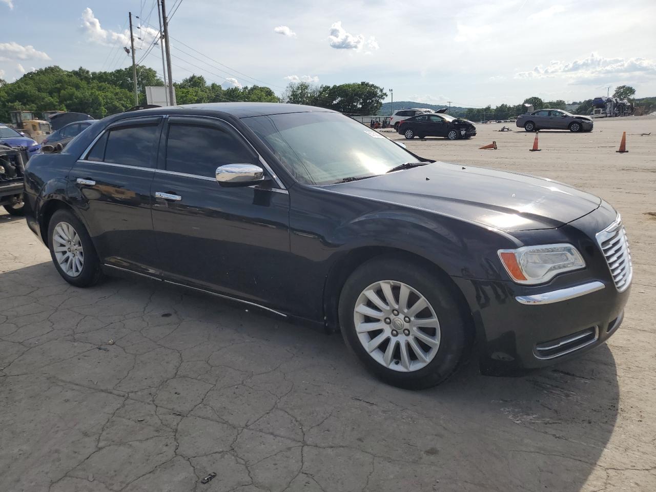 2C3CCAAG0DH661992 2013 Chrysler 300