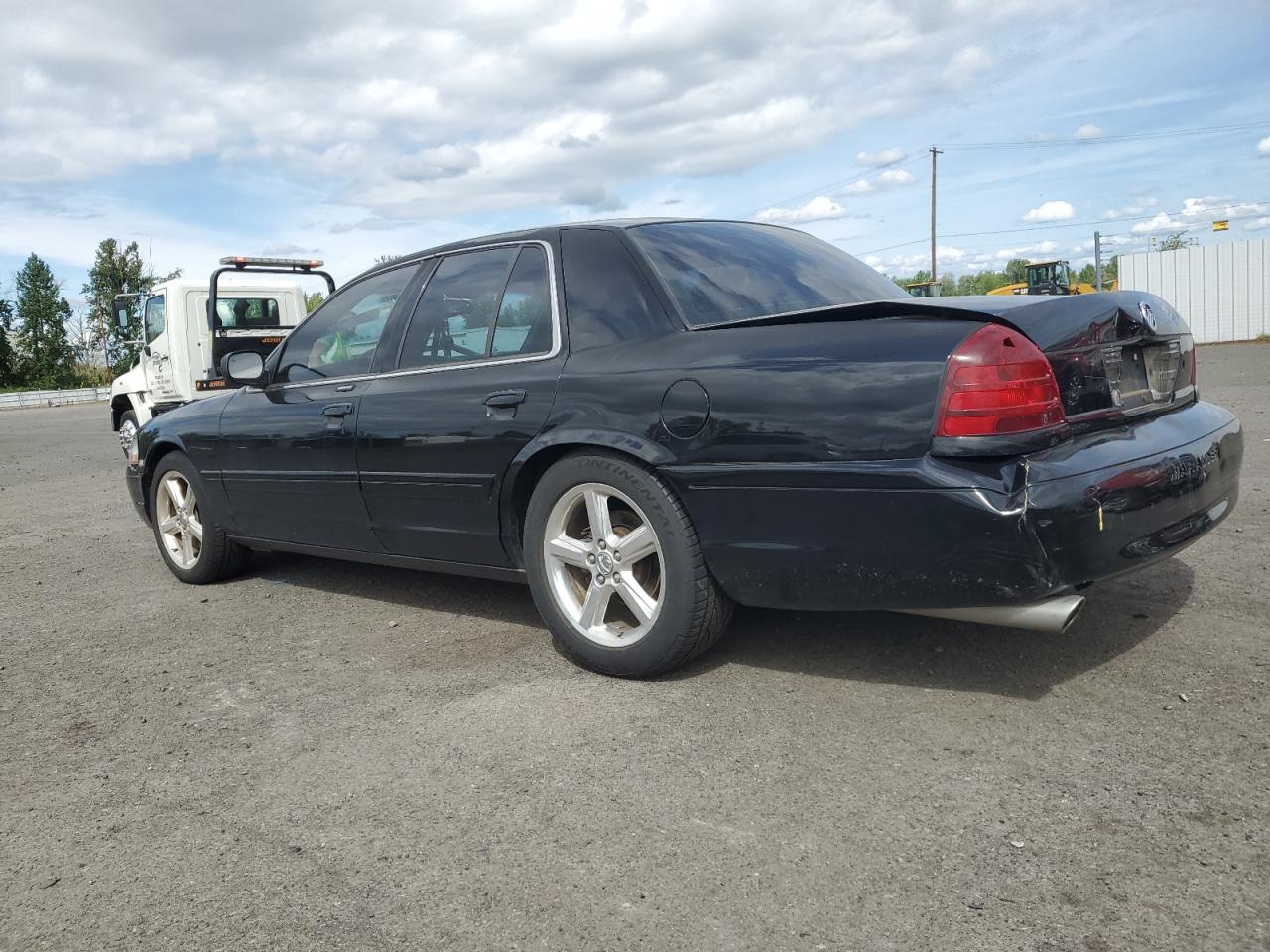 2MEHM75V43X655819 2003 Mercury Marauder